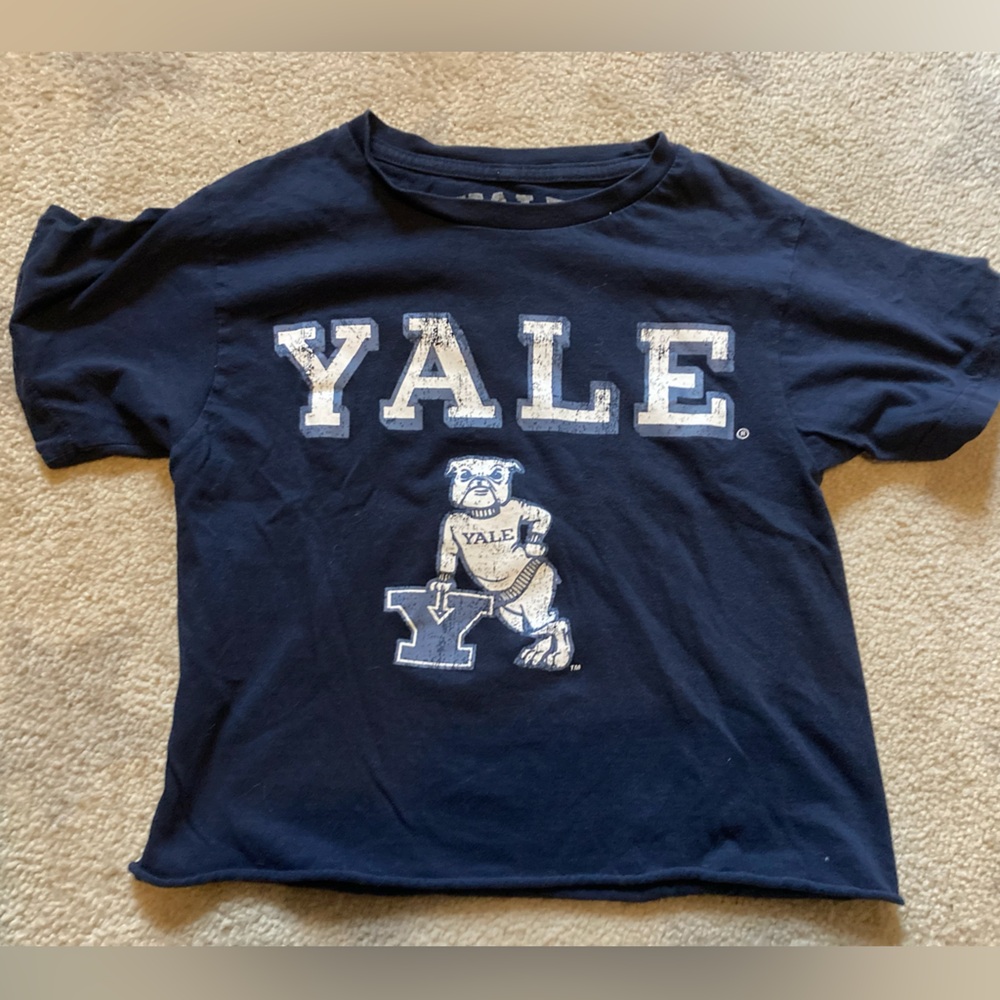 Yale extra small cropped t shirt